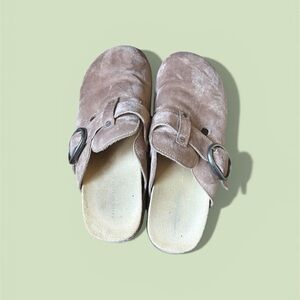 American Eagle Outfitters Women's Suede Buckle Clogs in Light Brown